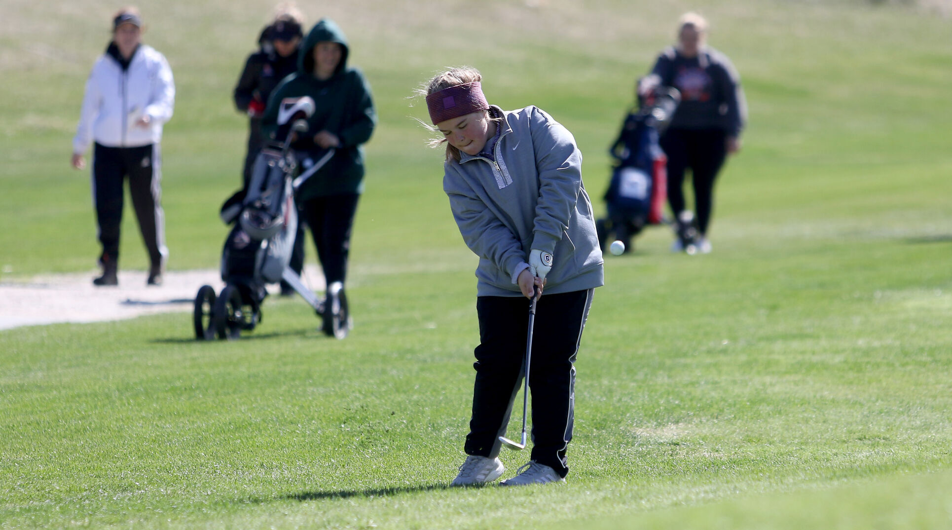 051022-golf7.jpg